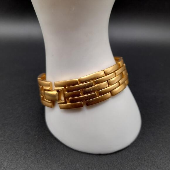 Vintage Monet Gold Plated Link Bracelet, Satin Finish, 7 1/2 Inches - Picture 9 of 10